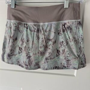 Lululemon Tennis Skirt, sz 4